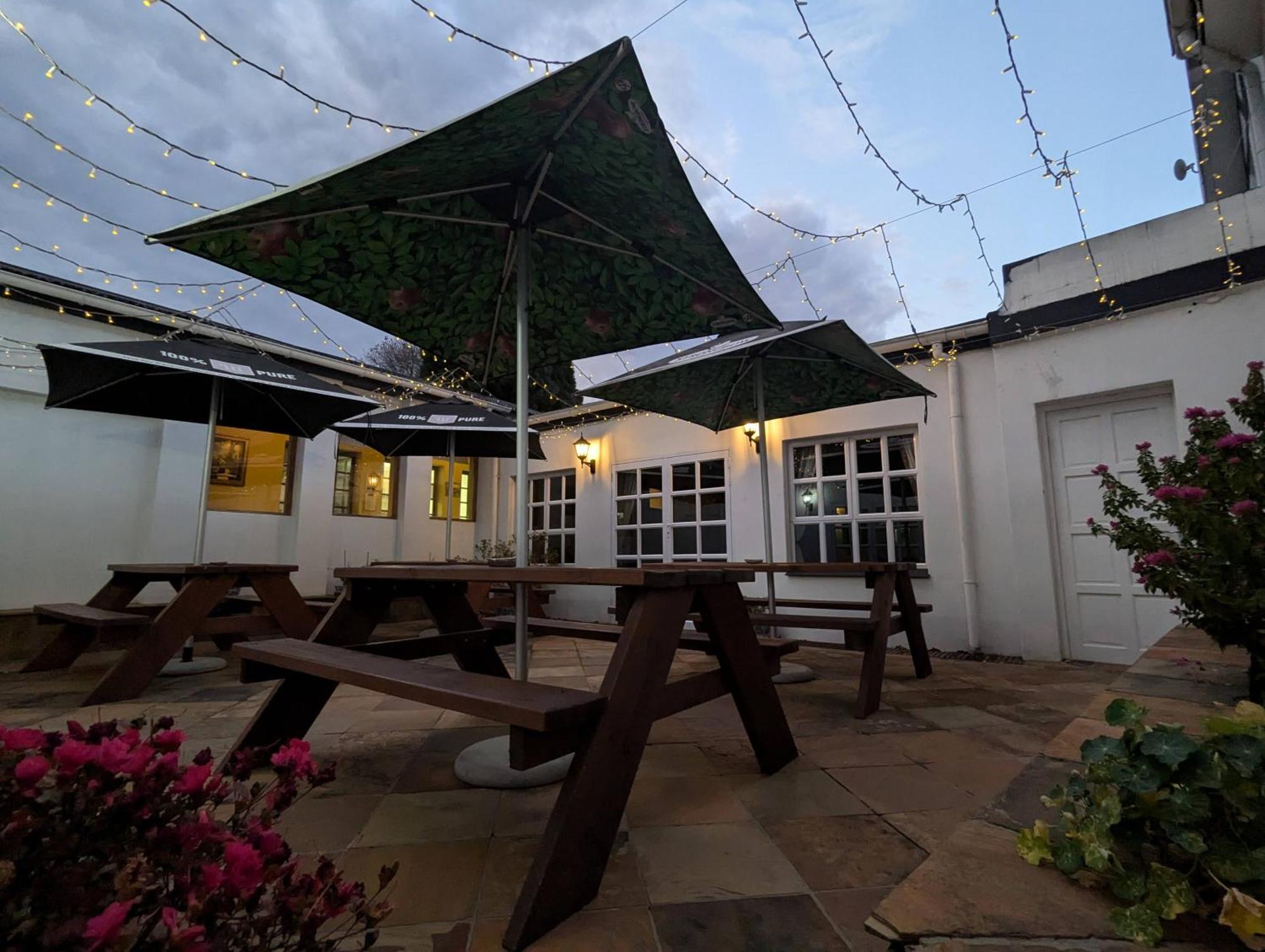 The Historic Hogsback Inn Exterior photo